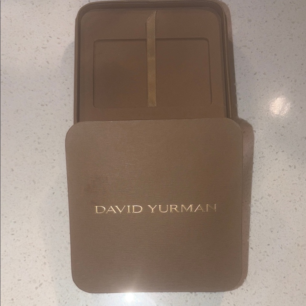 David Yurman gift card/jewelry box